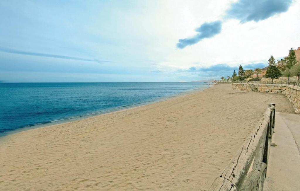 Penthouse On The Beachfront Estepona Ngoại thất bức ảnh