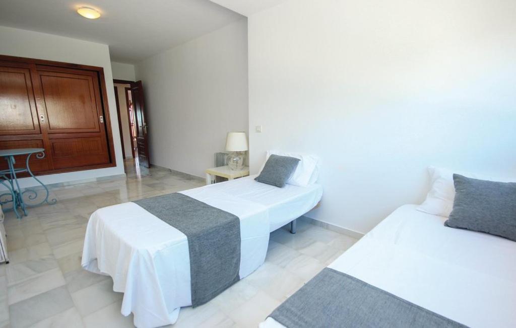 Penthouse On The Beachfront Estepona Ngoại thất bức ảnh