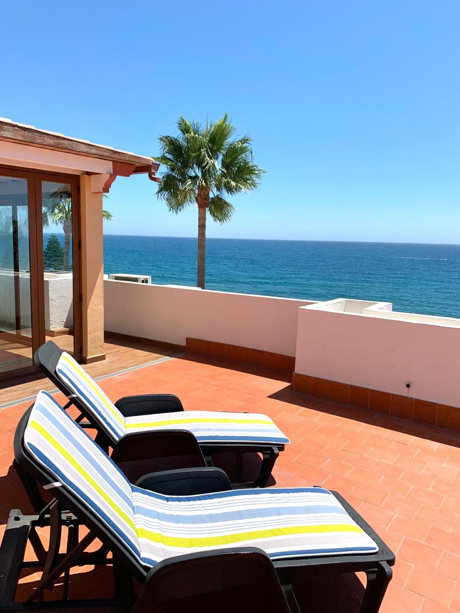 Penthouse On The Beachfront Estepona Ngoại thất bức ảnh